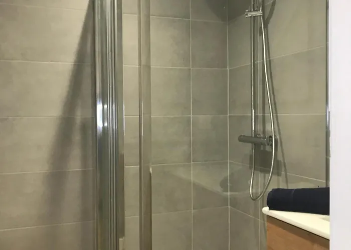 Le Larbaud - Hypercentre - Clim - Thermes- Rdc Apartment